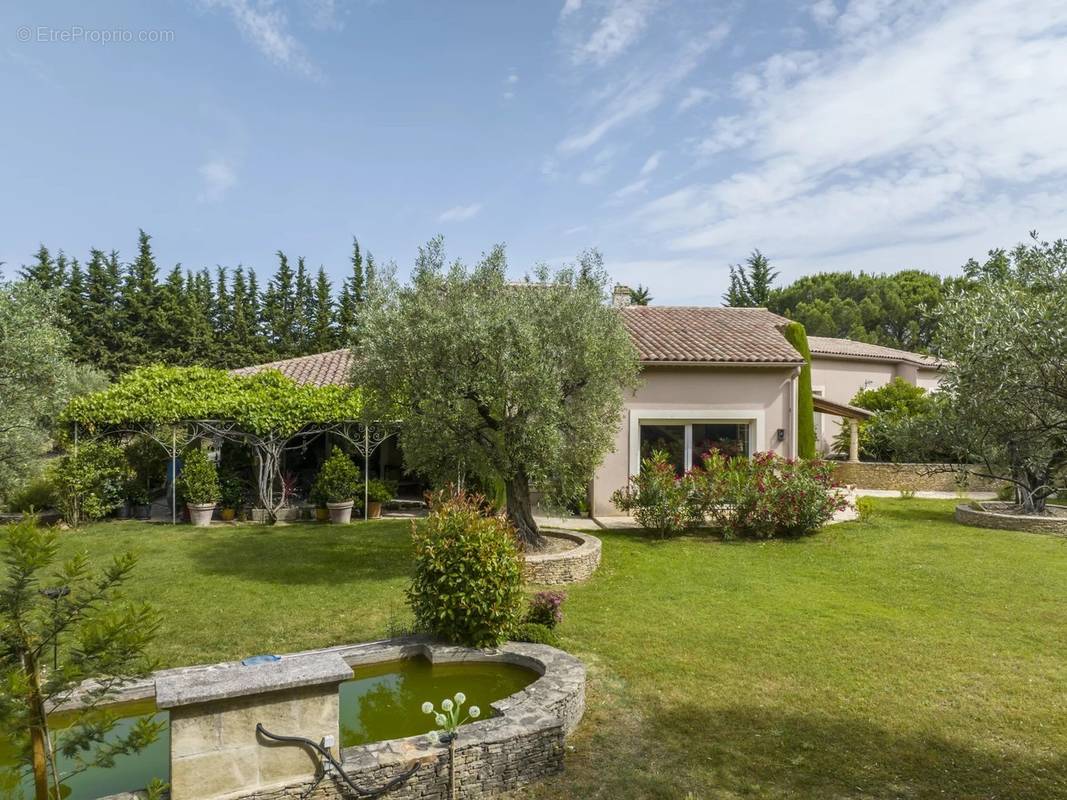 Maison à VAISON-LA-ROMAINE