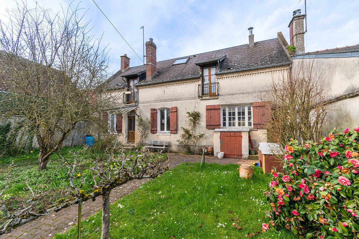 Maison à SAINT-JUST-EN-CHAUSSEE