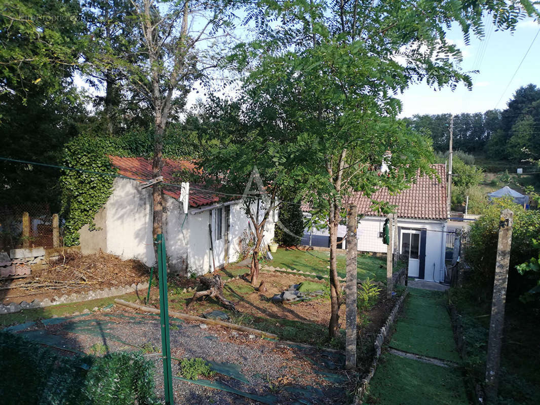 Maison à MAREUIL-SUR-LAY-DISSAIS