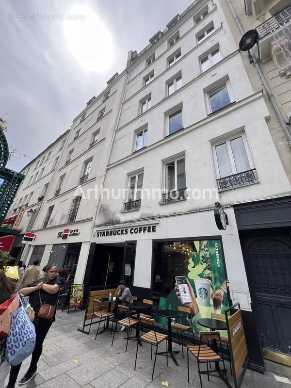 Appartement à PARIS-2E