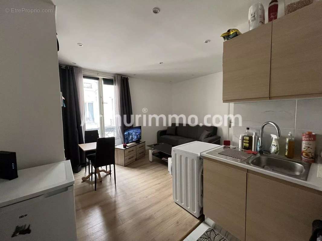 Appartement à PARIS-2E