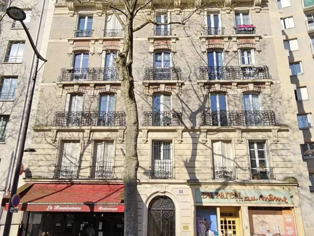 Appartement à PARIS-20E