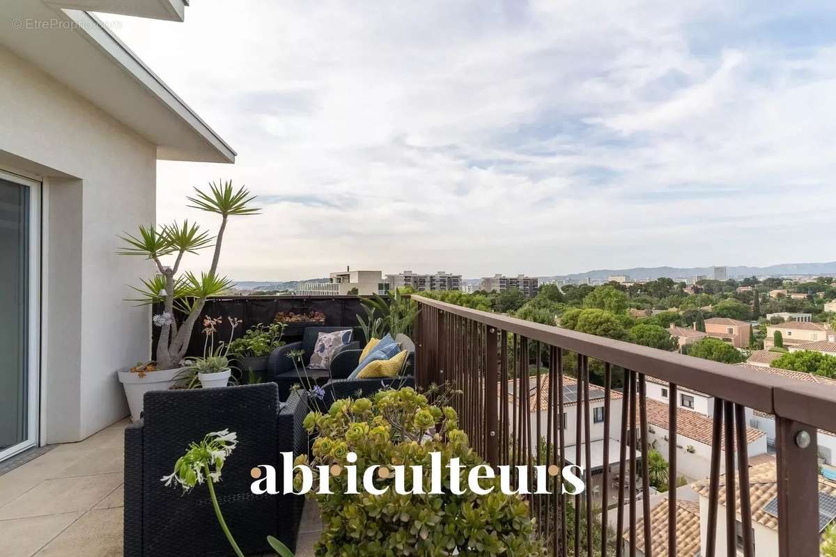 Appartement à MARSEILLE-9E