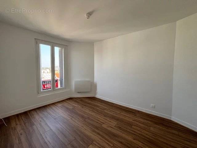 Appartement à HOUILLES