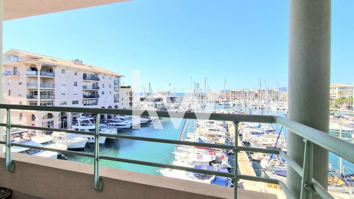 Appartement à FREJUS