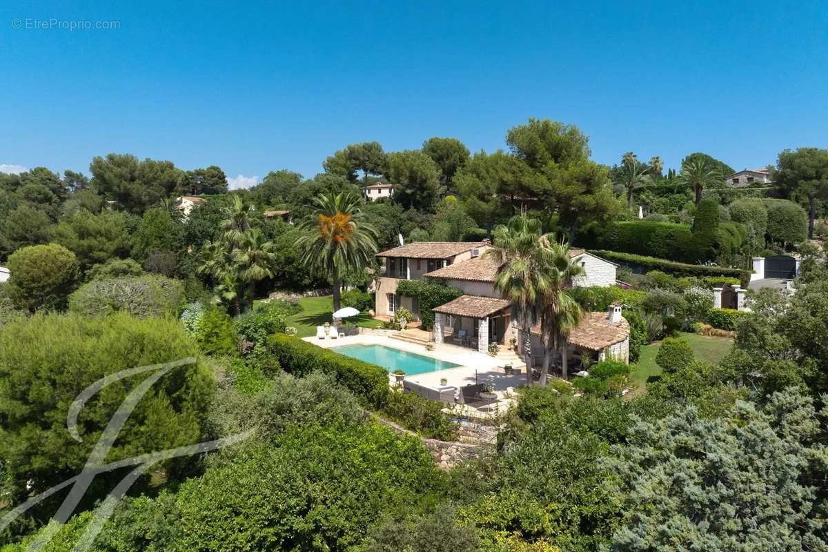 Maison à LA COLLE-SUR-LOUP