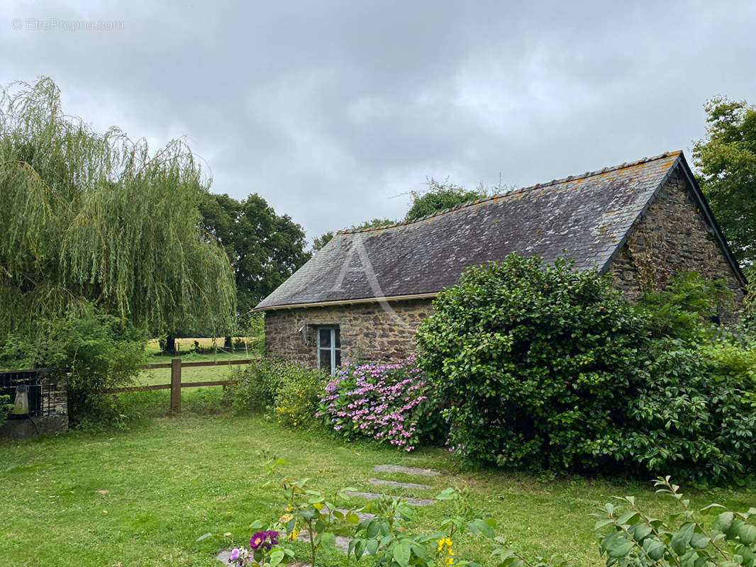 Maison à GUEMENE-PENFAO