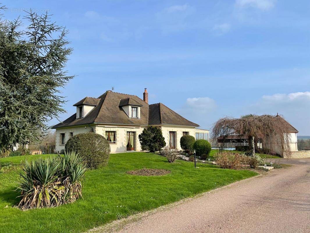 Maison à ERVY-LE-CHATEL