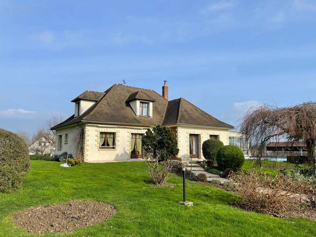 Maison à ERVY-LE-CHATEL