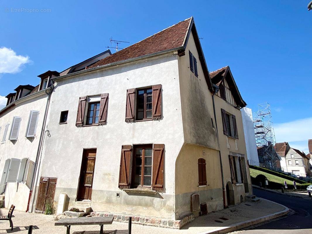 Maison à SAINT-FLORENTIN