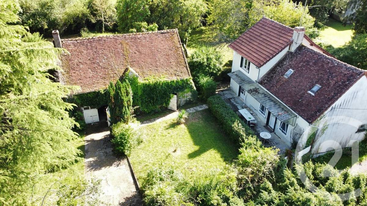 Maison à CHATEAUNEUF-VAL-DE-BARGIS