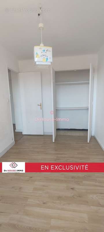 Appartement à MARSEILLE-4E