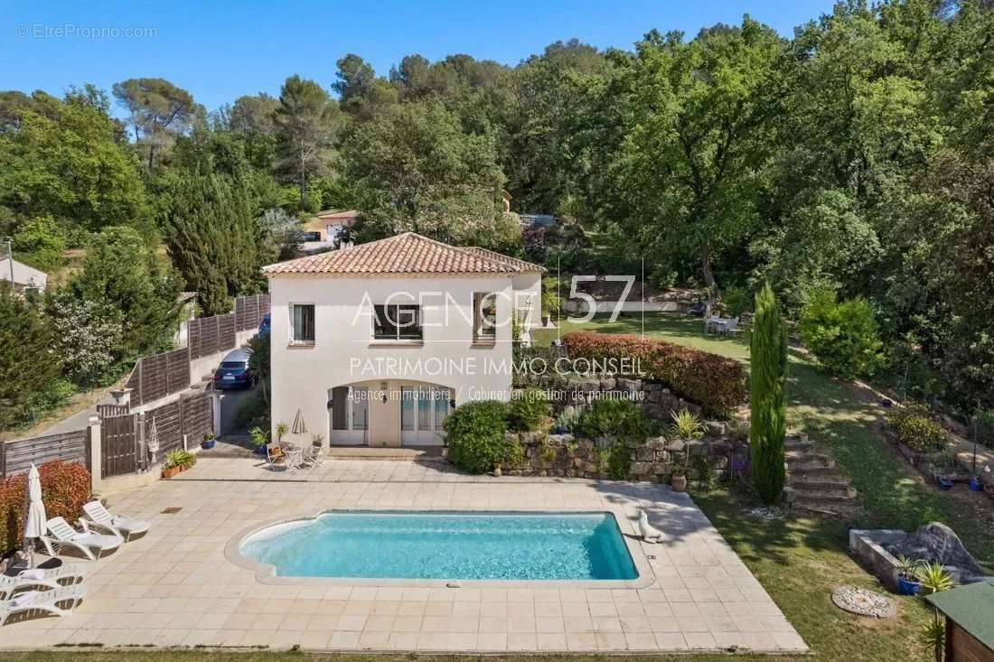 Maison à MOUGINS