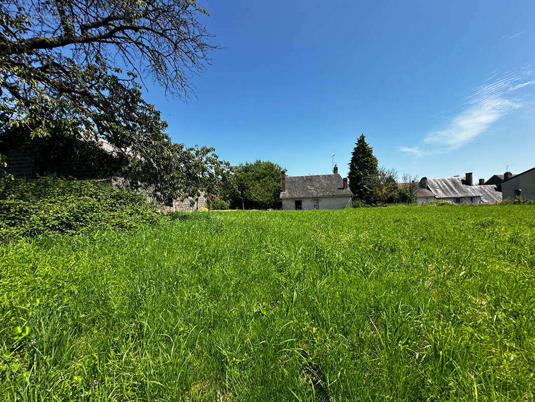 Maison à SAINT-GERMAIN-LES-BELLES