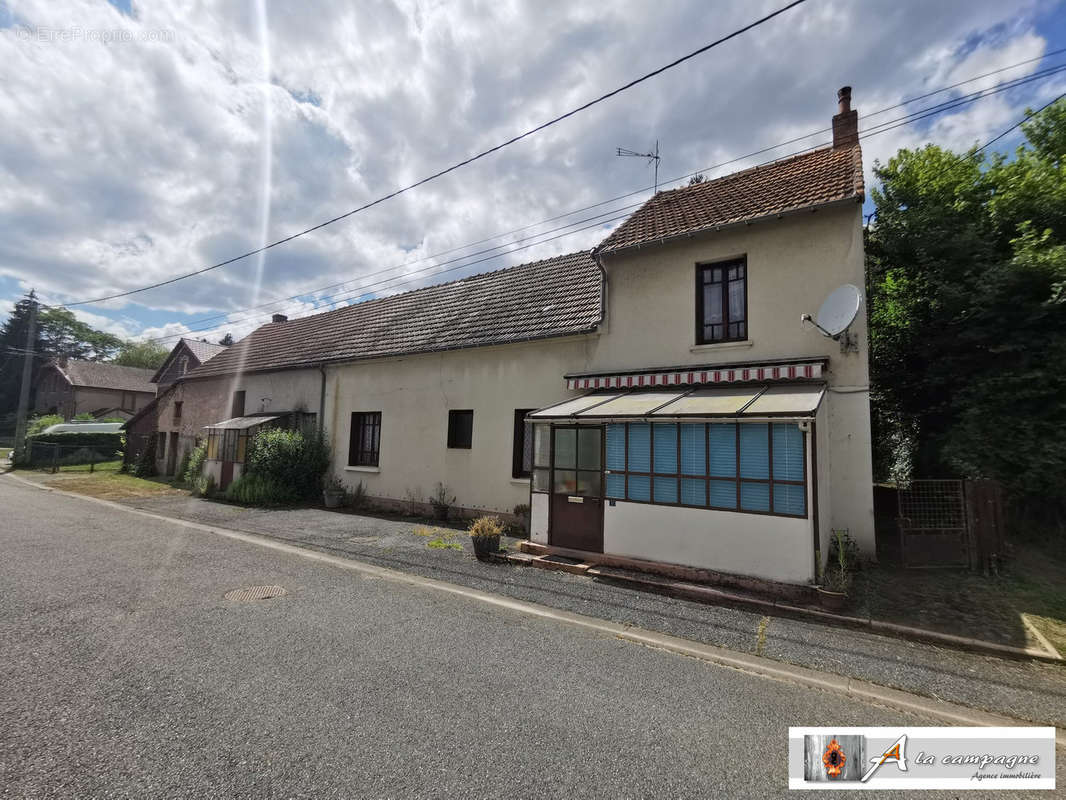 Maison à SAINT-ELOY-LES-MINES