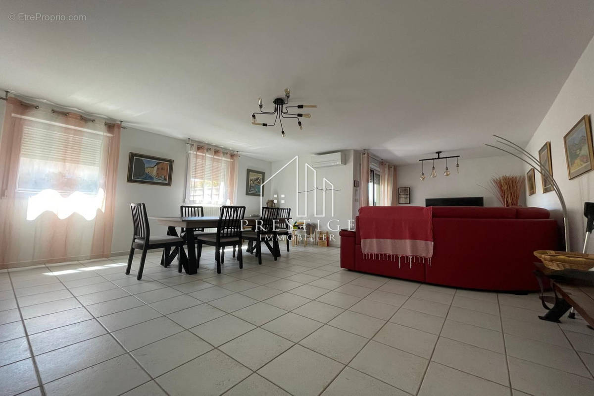 Appartement à AUBAGNE