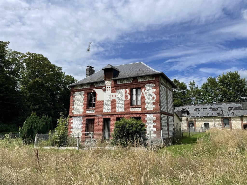 Maison à JUMIEGES