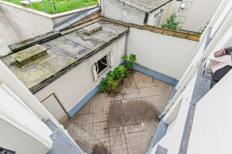 Appartement à LEVALLOIS-PERRET