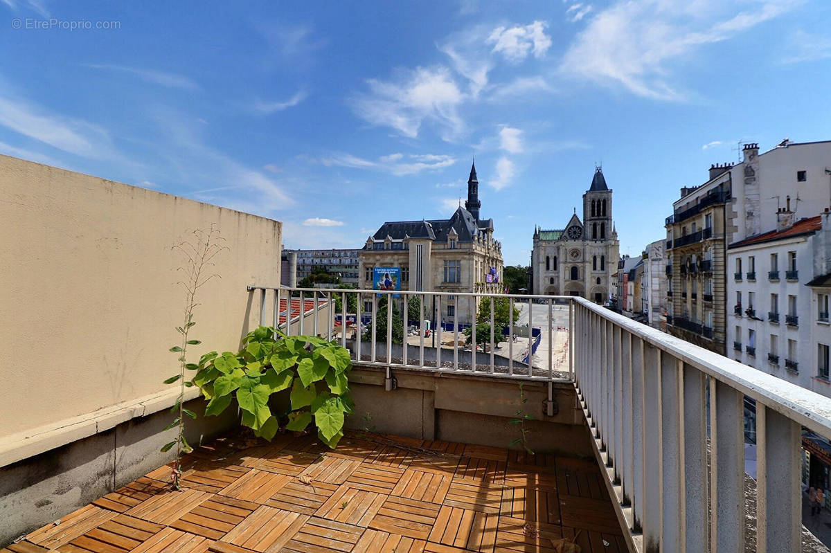 Appartement à SAINT-DENIS