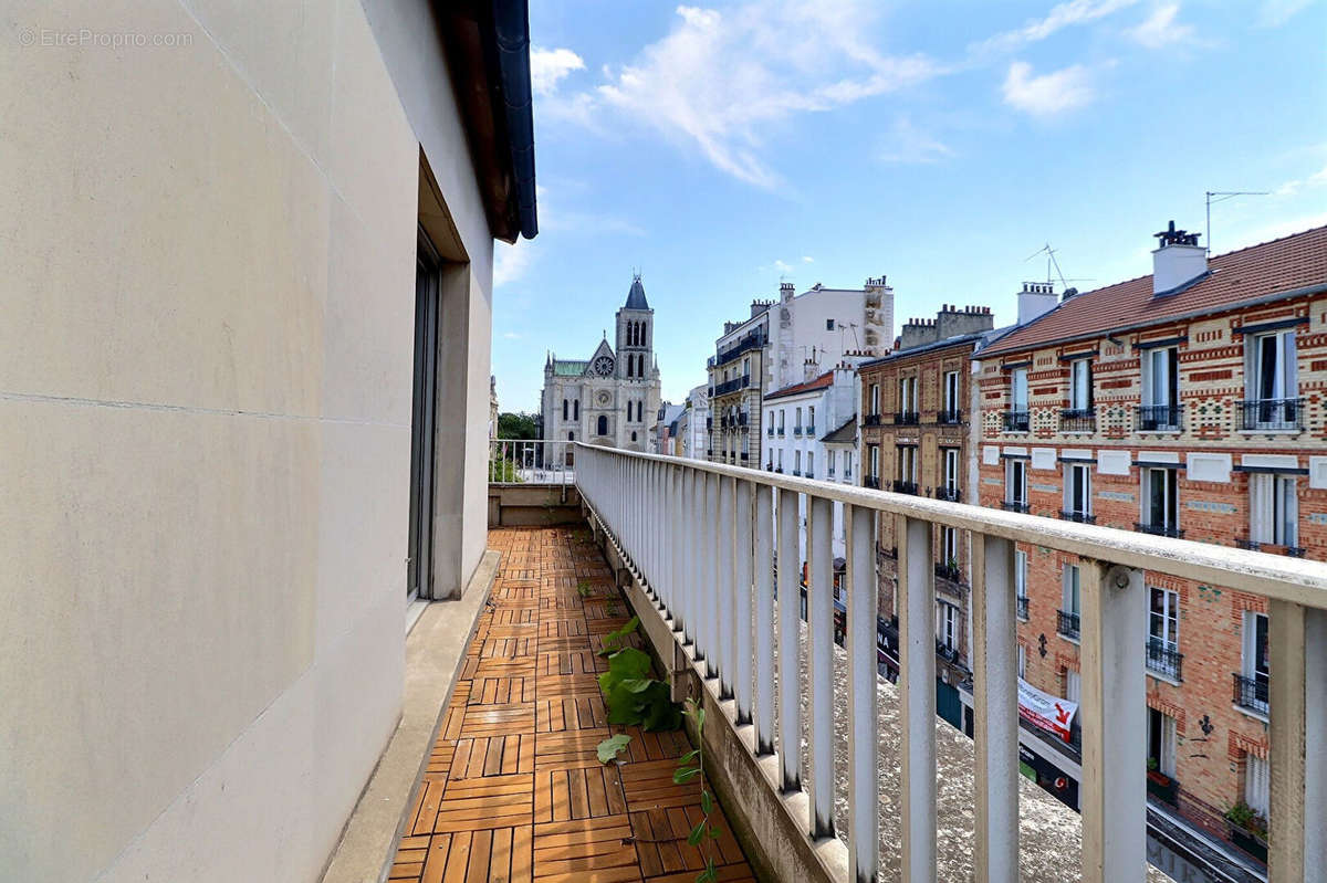 Appartement à SAINT-DENIS