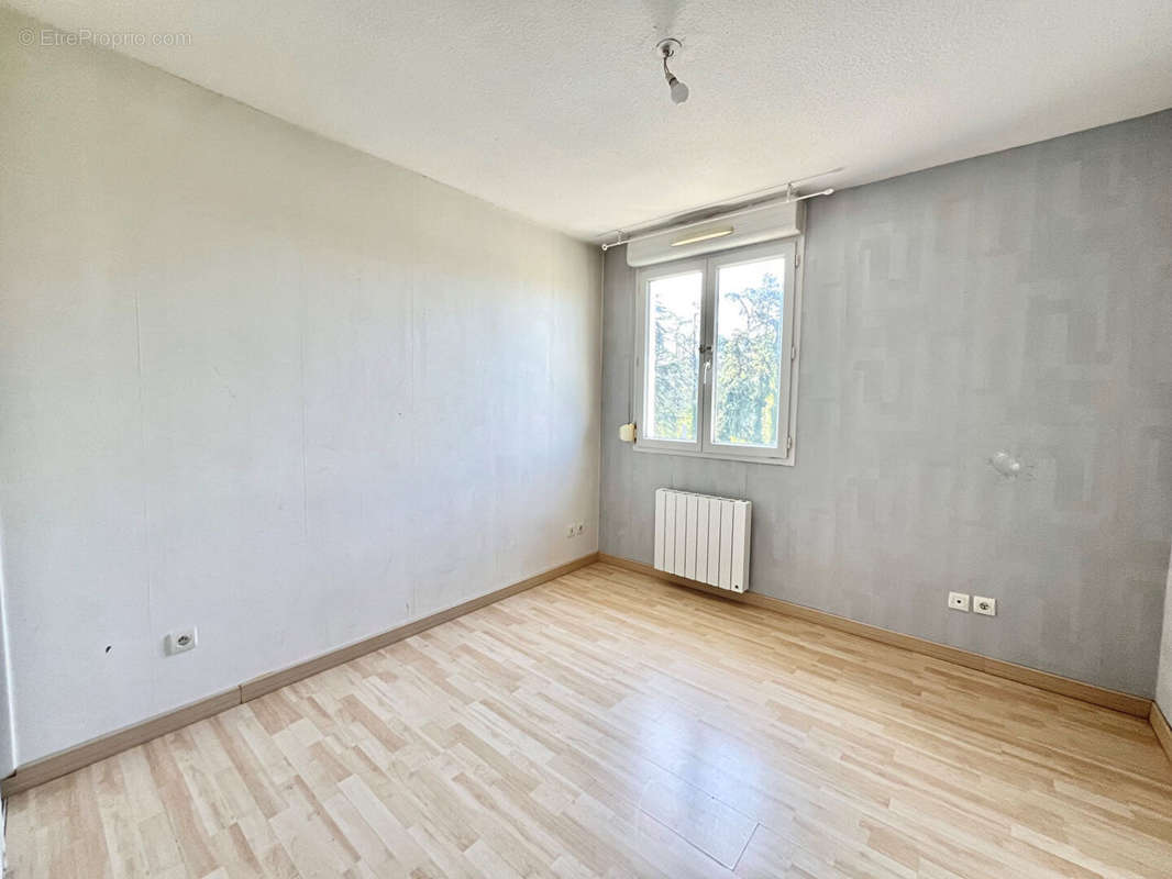 Appartement à DECINES-CHARPIEU