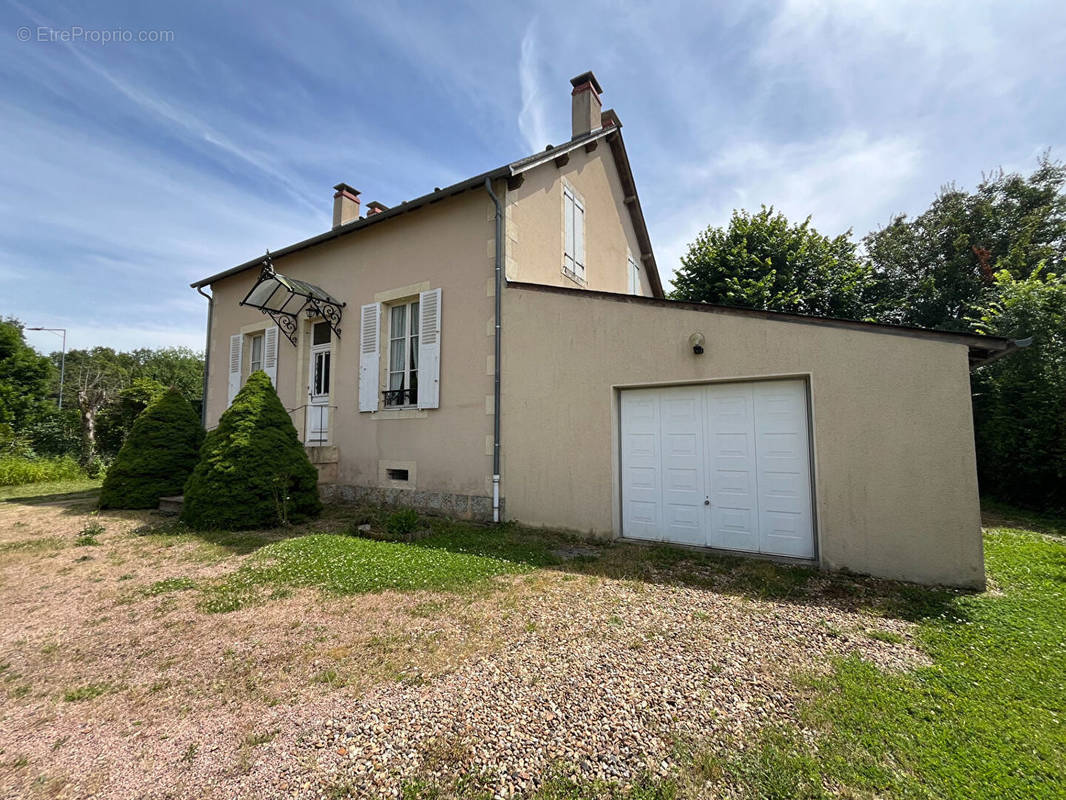 Maison à POUGUES-LES-EAUX