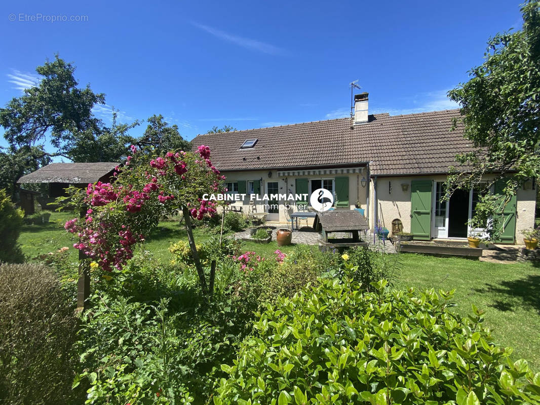 Maison à SAINT-SEINE-L&#039;ABBAYE