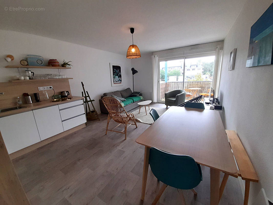 Appartement à MESQUER