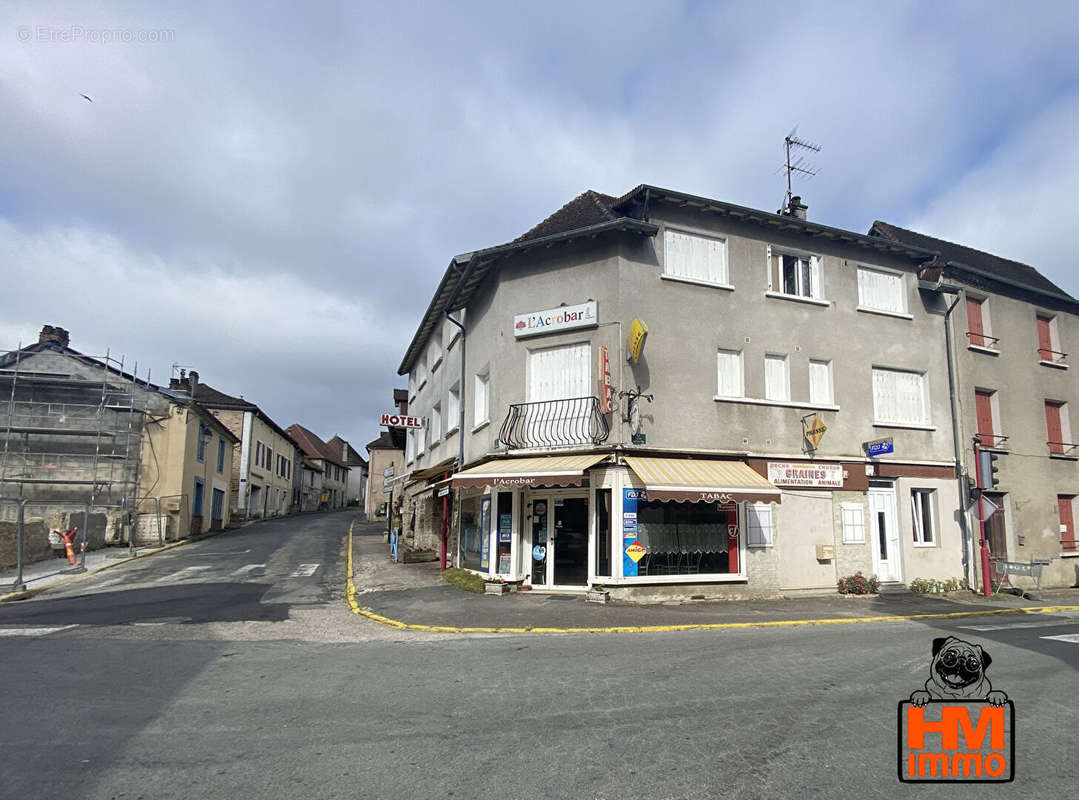 Appartement à LADIGNAC-LE-LONG