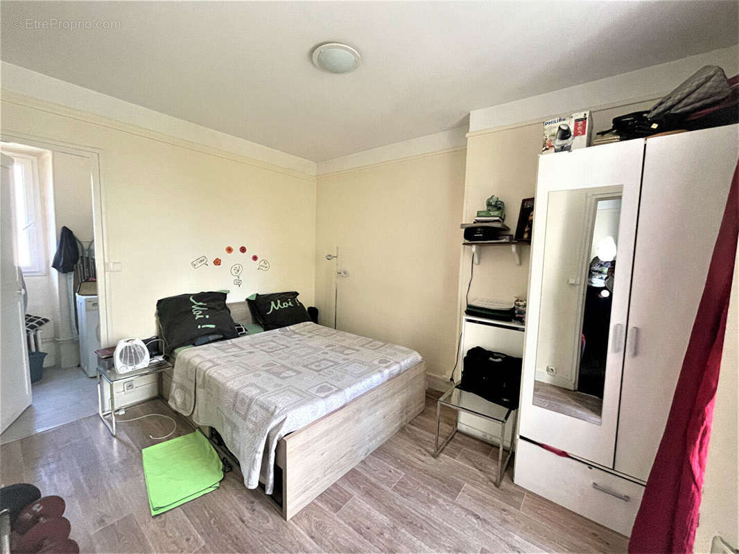 Appartement à AUBERVILLIERS