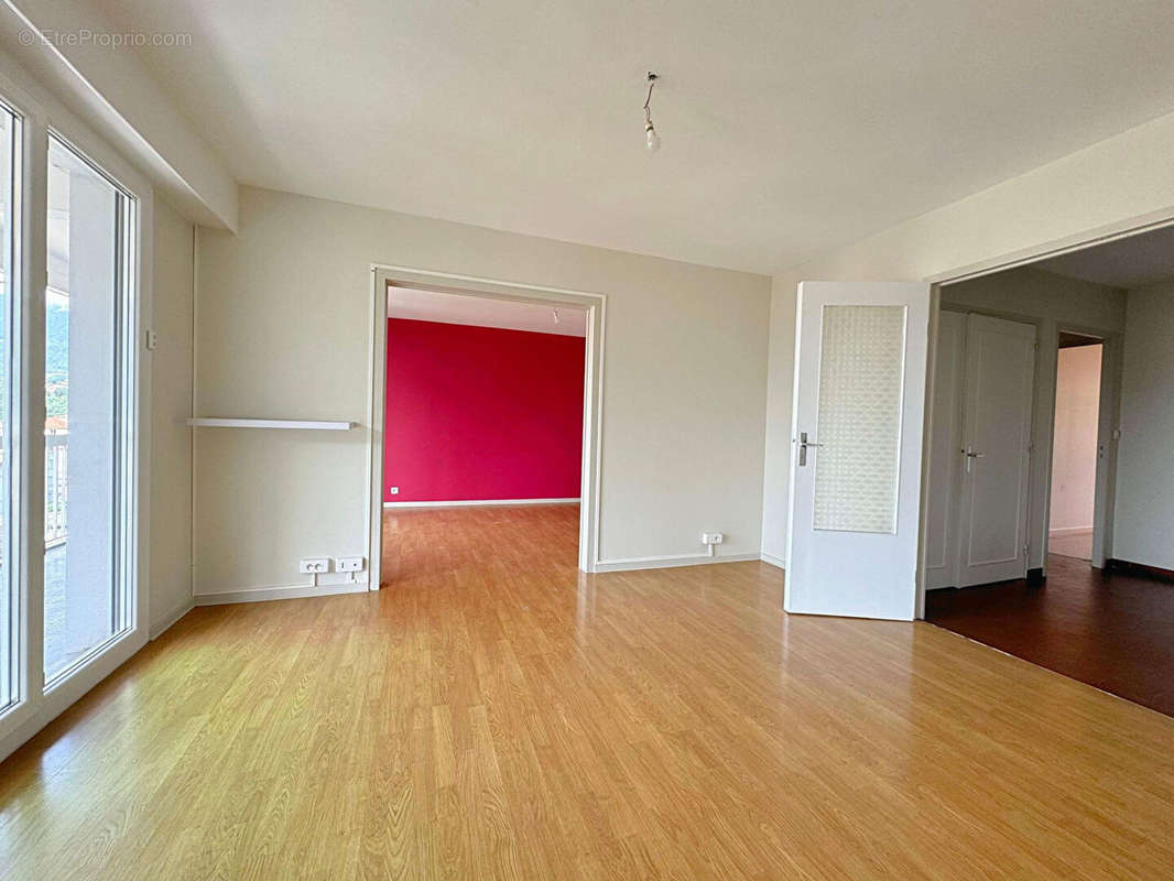 Appartement à ALBERTVILLE