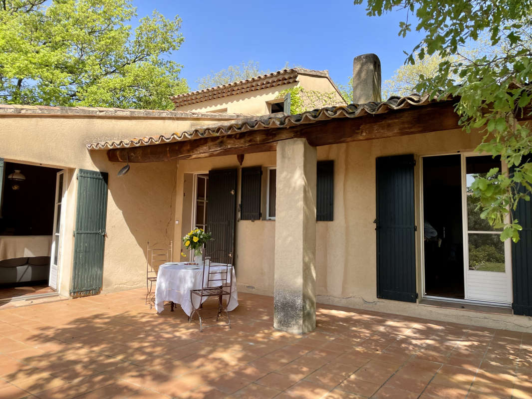 Maison à LOURMARIN