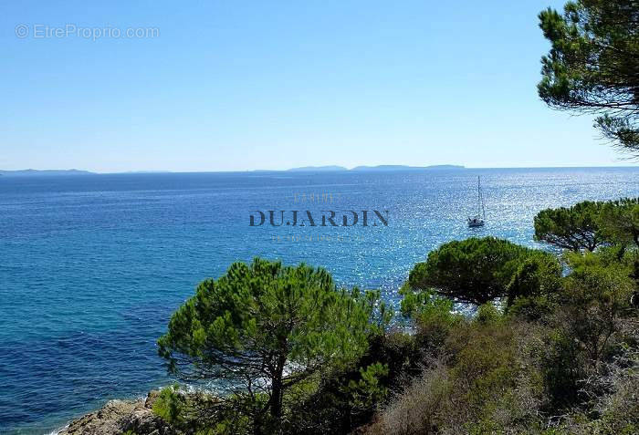 Appartement à LE LAVANDOU