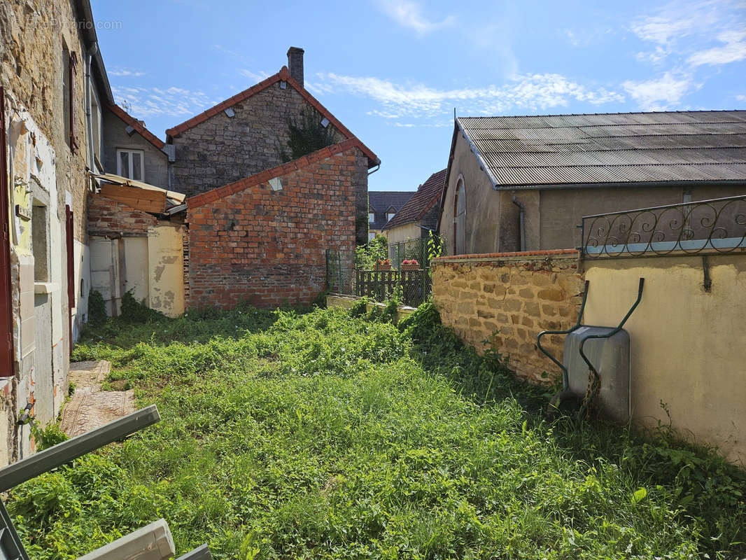 Maison à ARNAY-LE-DUC