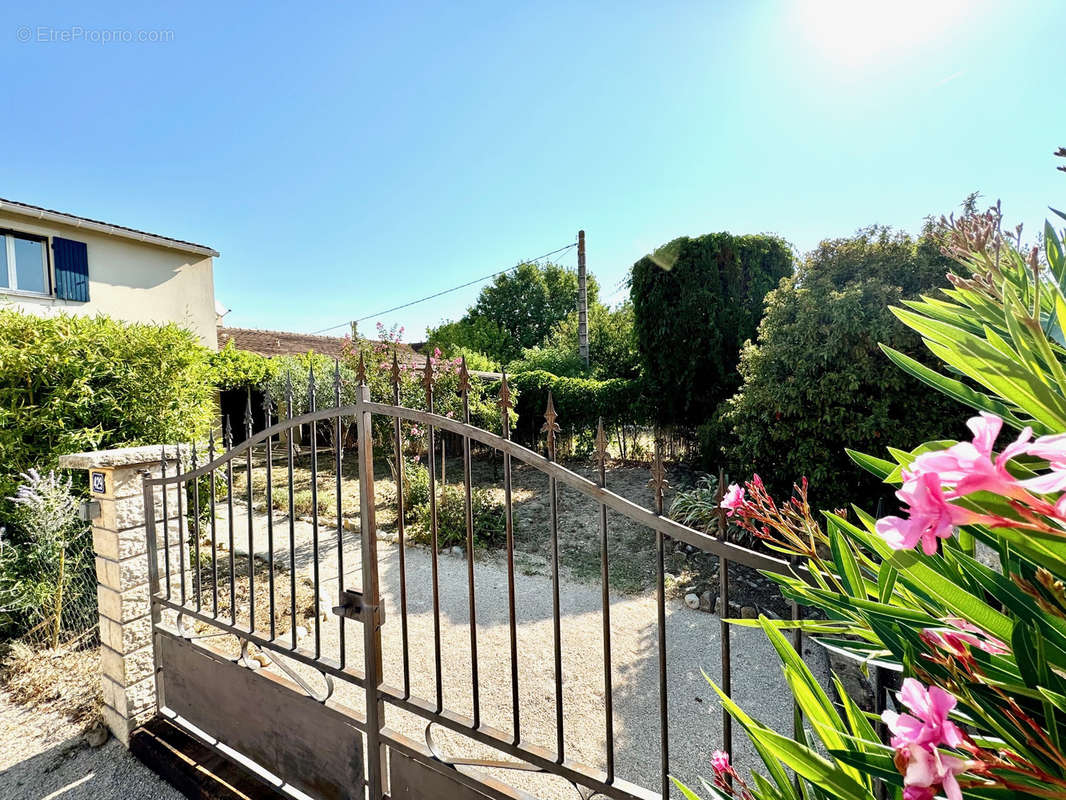 Maison à VAISON-LA-ROMAINE