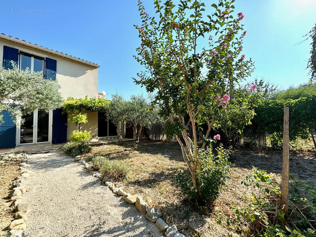 Maison à VAISON-LA-ROMAINE