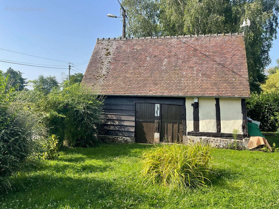 Maison à NEAUFLES-AUVERGNY