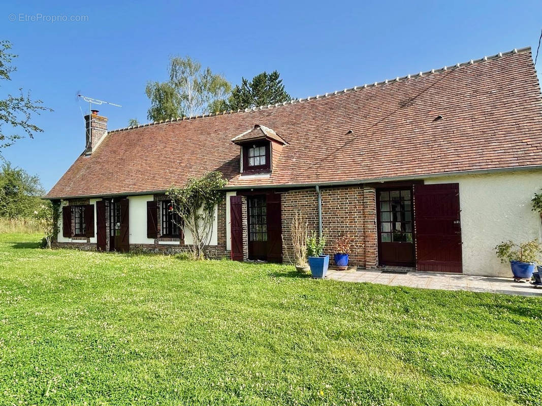 Maison à NEAUFLES-AUVERGNY