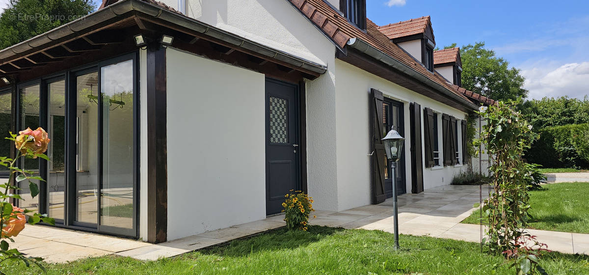 Maison à BEIRE-LE-CHATEL