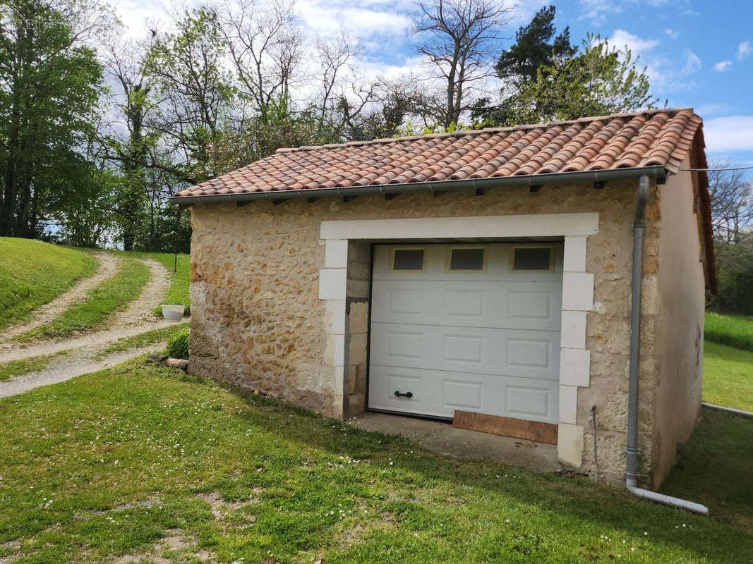 Maison à VILLAMBLARD