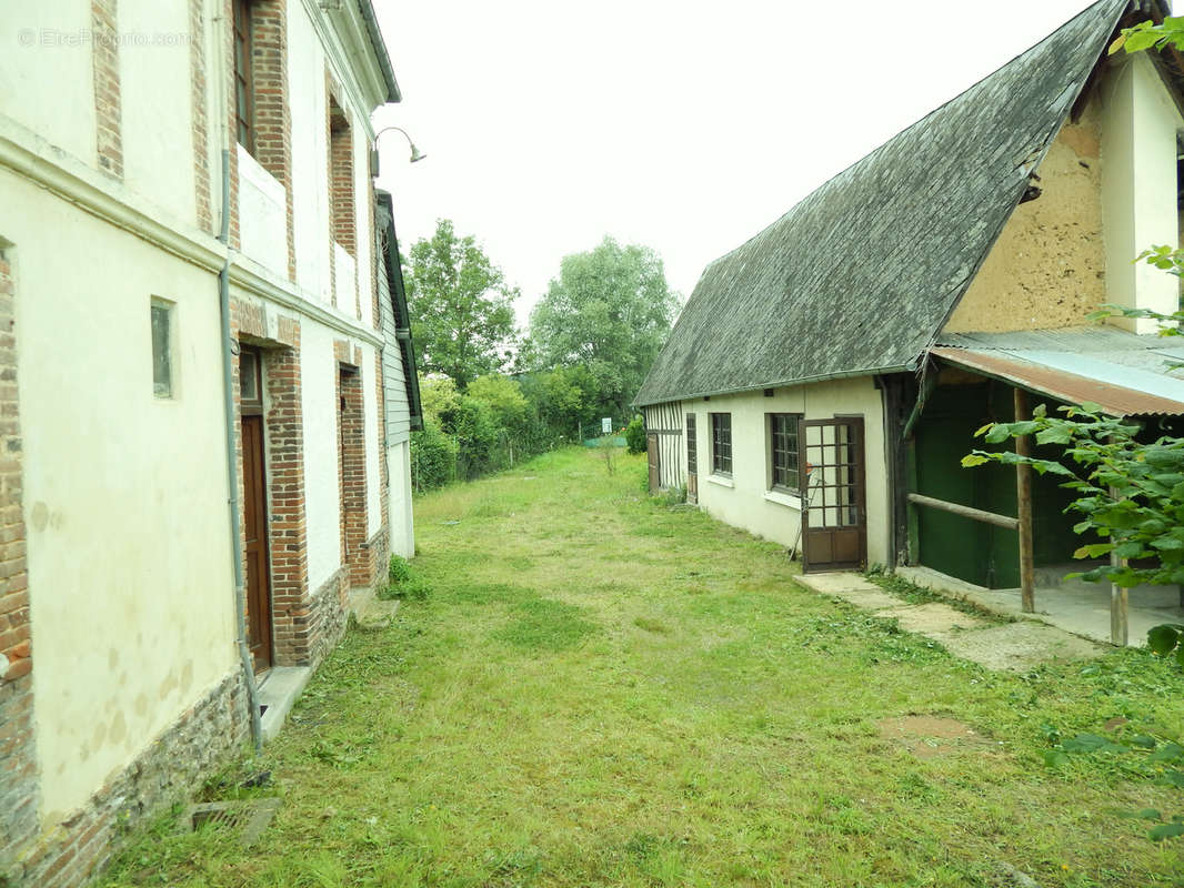 Maison à BRIONNE