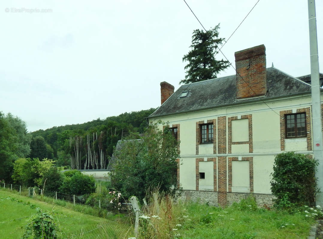 Maison à BRIONNE