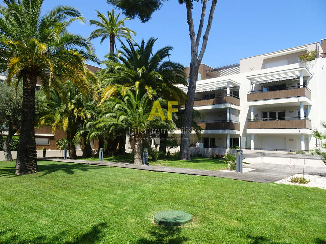 Appartement à SAINT-RAPHAEL