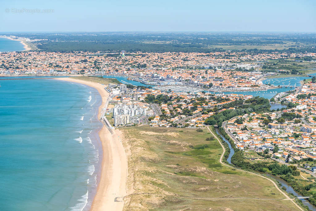 Commerce à SAINT-GILLES-CROIX-DE-VIE