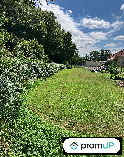 Terrain à LA SOUTERRAINE