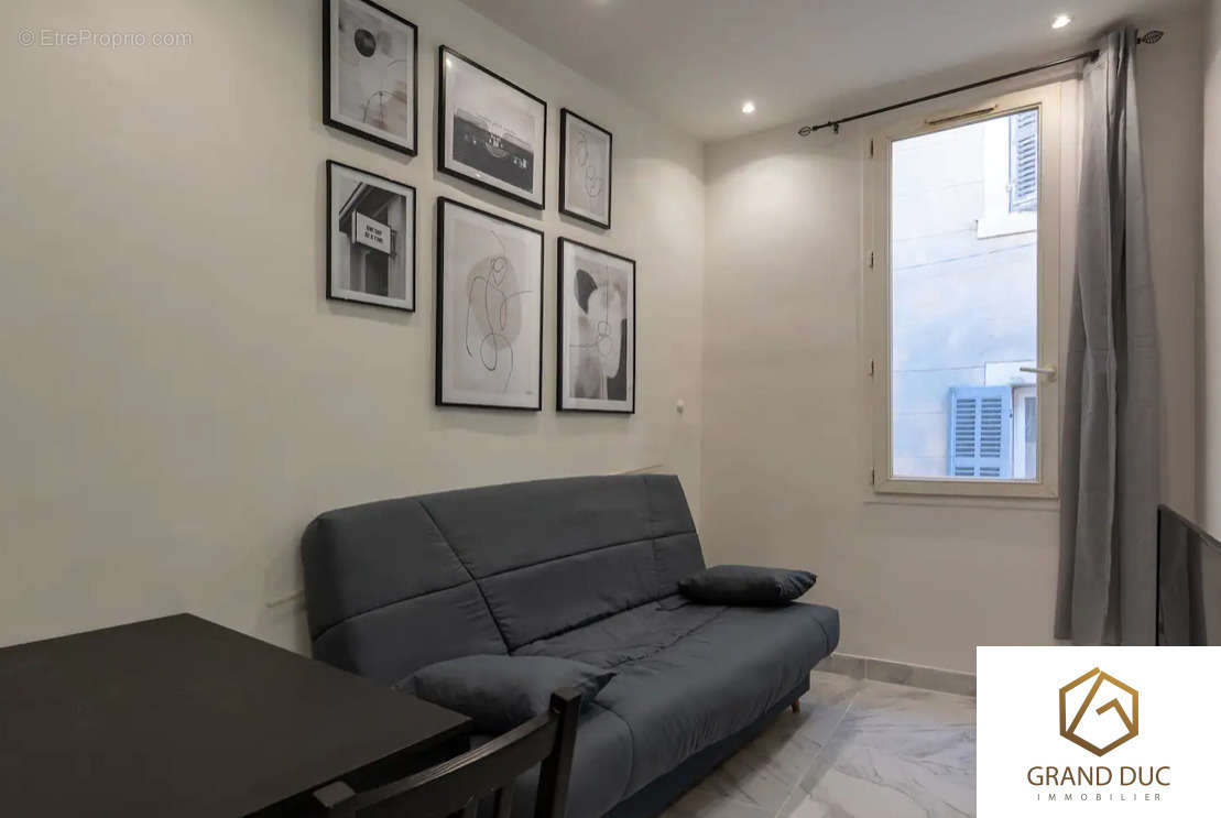 Appartement à MARSEILLE-2E