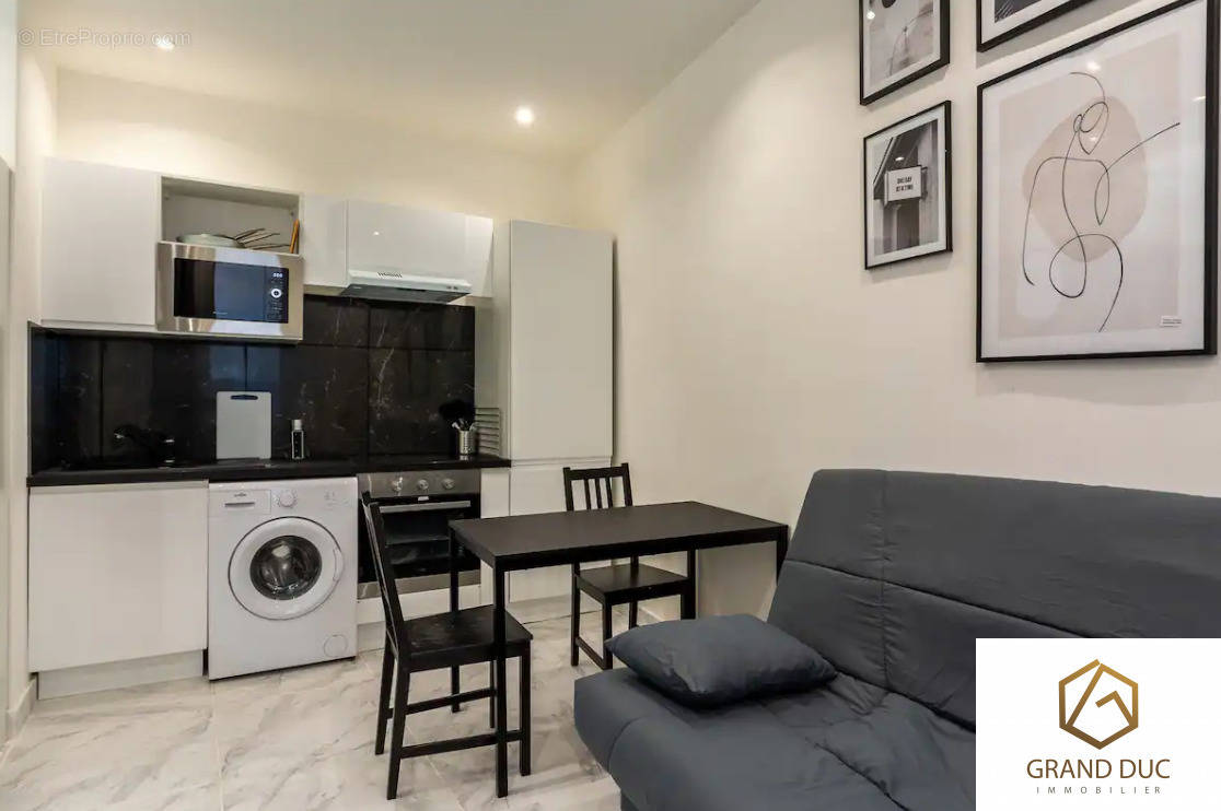 Appartement à MARSEILLE-2E