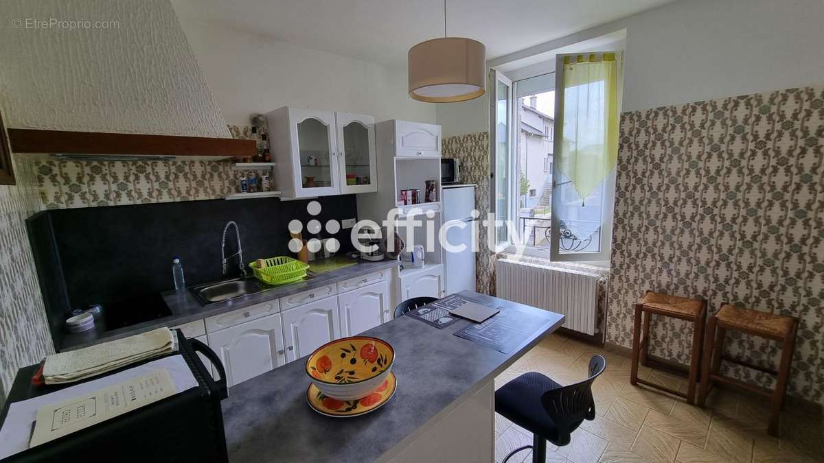 Appartement à SAINT-CHELY-D&#039;APCHER