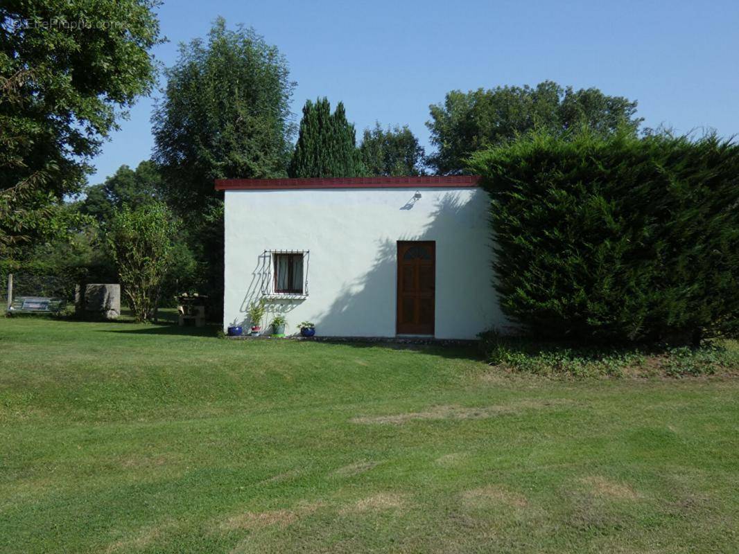 Terrain à MARCILLY-SUR-EURE