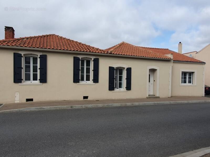 Maison à LE TABLIER